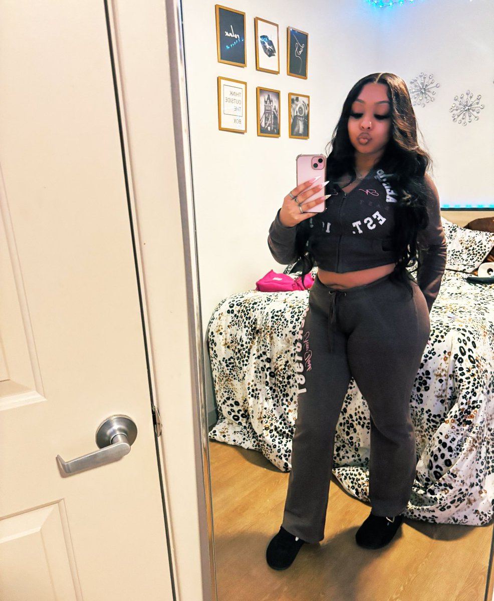 sumfineeshitt's tweet image. come home