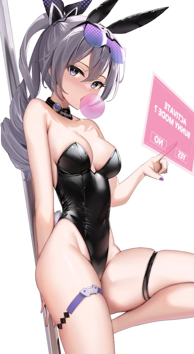 AetherLock's tweet photo. Hhheeeehhhh?!

She's been caught putting on her cosplay for Herta... Look away! https://t.co/uBR1gyCPjs