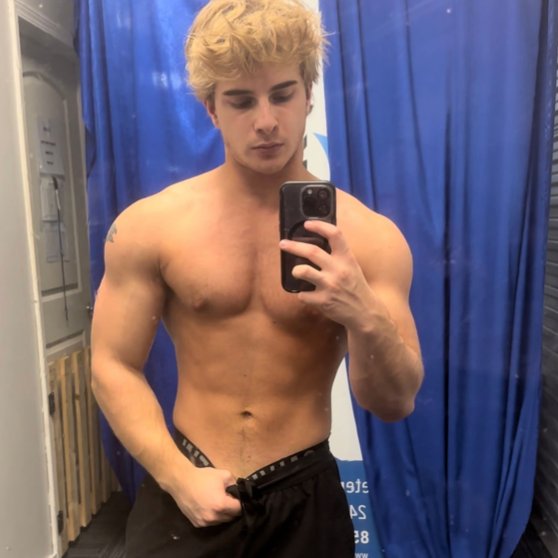 starwarsboi tweet media