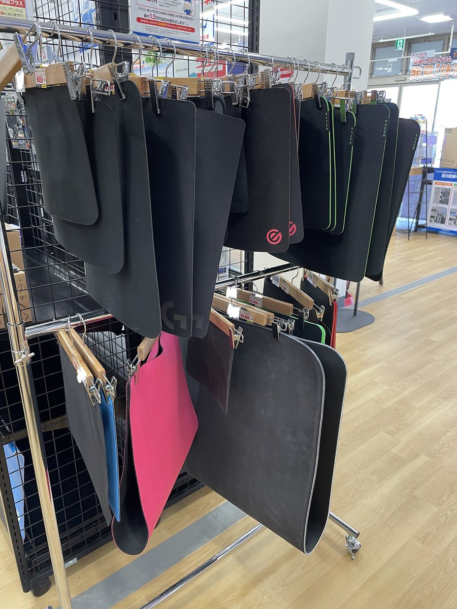 dospara_ymg's tweet photo. 【展示マウスパッド販売中！】
レジ前にて販売中です！
※現品限りとなります。
また保証等一切ございません、予めご了承ください
#ドスパラ　#山形 https://t.co/gF4gu30504