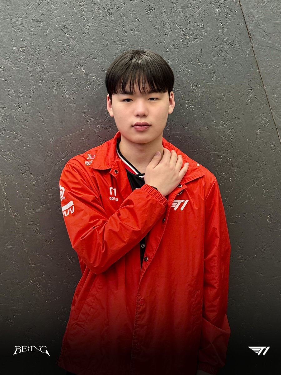 경기도 보고 갱식당 유튜브로도 2군에서 명성이 어디 안가네 하면서 재밌게 봤는데 리플이랑 인용창 박살난거 보니 이 자체가  돌판이군.... 티원 AD자리는 그냥 온 세상이 억까네 ㅋㅋㅋㅋ