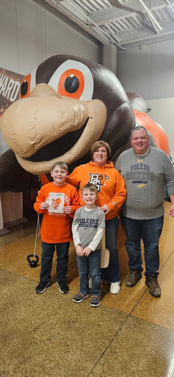 JodiBeals's tweet photo. Evan's experience Christmas gift this year was going to the BGSU vs. Toledo men's basketball game tonight.  Andy went to UT, and I went to BG, so we are a house divided.  It was a great night, but the wrong team won 🤣 #gofalcons https://t.co/P8z5AxmqPB