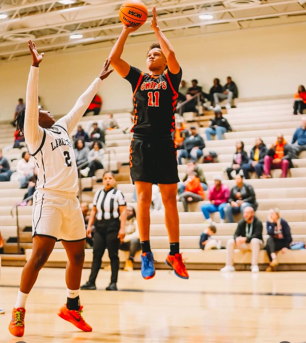 Monacan Basketball (@monacanhoops) on Twitter photo 🏀FINAL SCORE🏀
#Monacan 61
#CloverHill 59
Dekari Riley ‘25 nails a buzzer beater off the pass from Tai Bowler ‘26 to win the game & move the Chiefs to 10-2 overall!
🔸Promyse Dent ‘25: 18 points
🔸Tai Bowler ‘26: 13 points
#ChiefPride #804varsity <a href="/cfieldsports/">chesterfieldsports (from RVA Sports Network)</a> 🏀FINAL SCORE🏀
#Monacan 61
#CloverHill 59
Dekari Riley ‘25 nails a buzzer beater off the pass from Tai Bowler ‘26 to win the game & move the Chiefs to 10-2 overall!
🔸Promyse Dent ‘25: 18 points
🔸Tai Bowler ‘26: 13 points
#ChiefPride #804varsity <a href="/cfieldsports/">chesterfieldsports (from RVA Sports Network)</a>