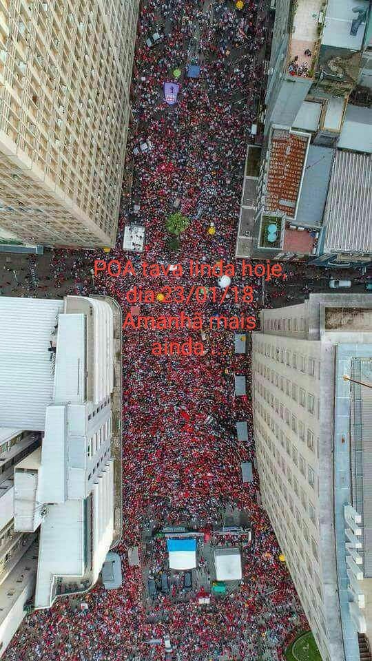 OtiliaFdeMoura's tweet photo. HÁ 3 ANOS, EM PORTO ALEGRE RS, QUANDO O FAMIGERADO TRF 4, JULGOU E CONDENOU O PRESIDENTE @LulaOficial , E HOJE AS VERDADES DA FARSA JATO  APARECENDO E O STF - Sup. Trib. Federal, ESTÁ PRA JULGAR O FARSANTE MORO SUSPEITO....
#AnulaSTF. https://t.co/sZWc9VN00s