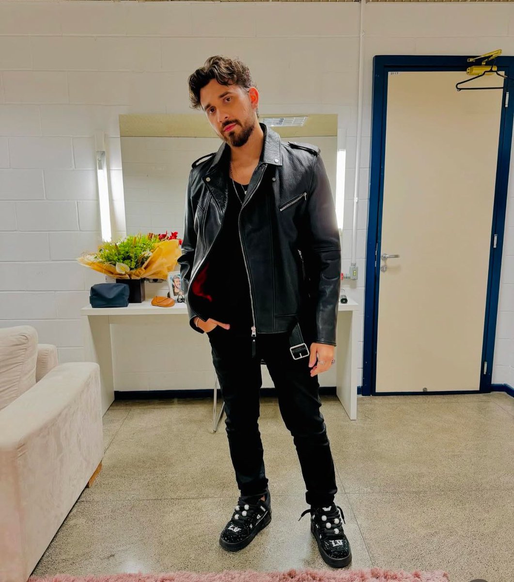 umusicbrasil's tweet photo. caraca como pode? 😮‍💨
MIOTO NO BBB #BBBB25 https://t.co/IihPBgJ5Ng