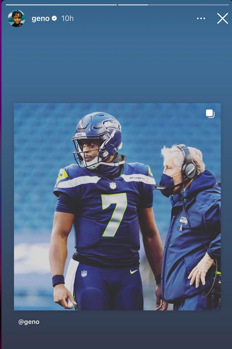 SonnyTaputu's tweet photo. Is Geno tryna leave? #Seahawks https://t.co/DwBEWQLIgI