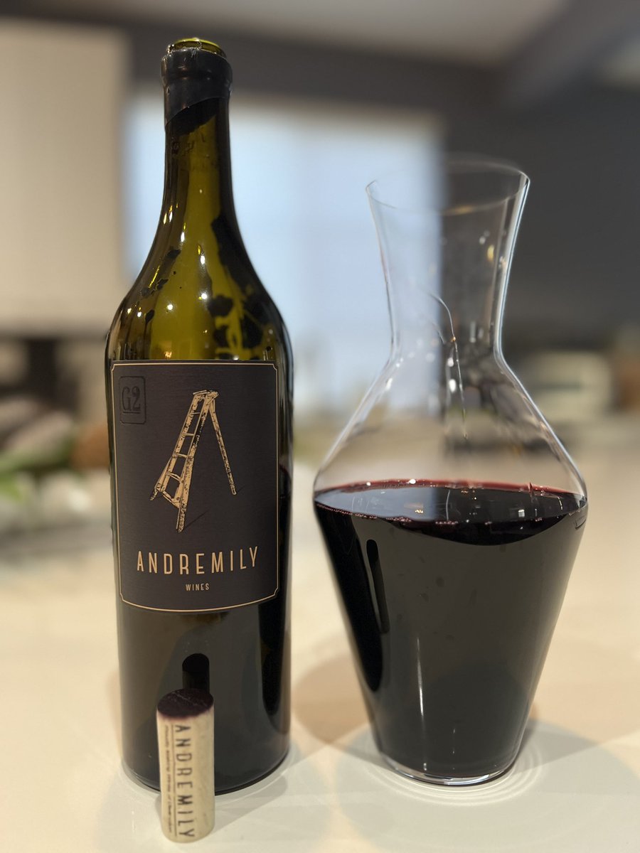 Damn Andremily! What a monster of a bottle...