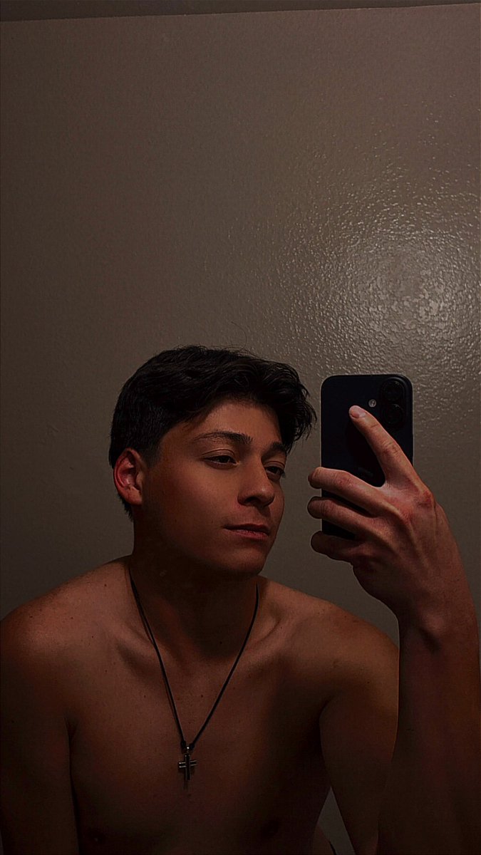 Daniel DeLuca (18+ only) tweet media