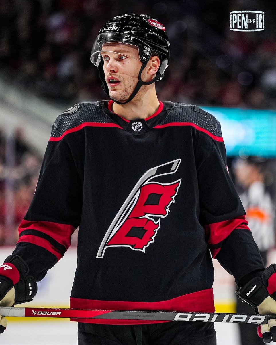 BR_OpenIce's tweet photo. First look at Mikko Rantanen as a Carolina Hurricane 🌀👀 https://t.co/73RBpjgm8J