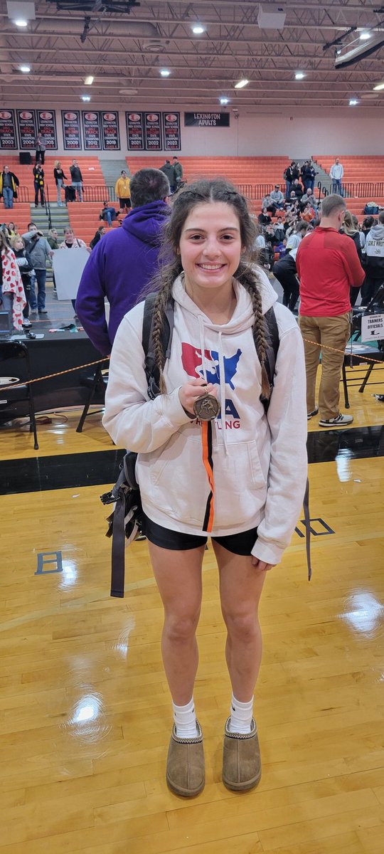 The 2025 John Higgins Invitational Most Outstanding Wrestler Award: Morgan Maschmann

Congrats, Morgan! Keep working to get better each time you step on the mat!

#LadyOWrestling
#FindAWay