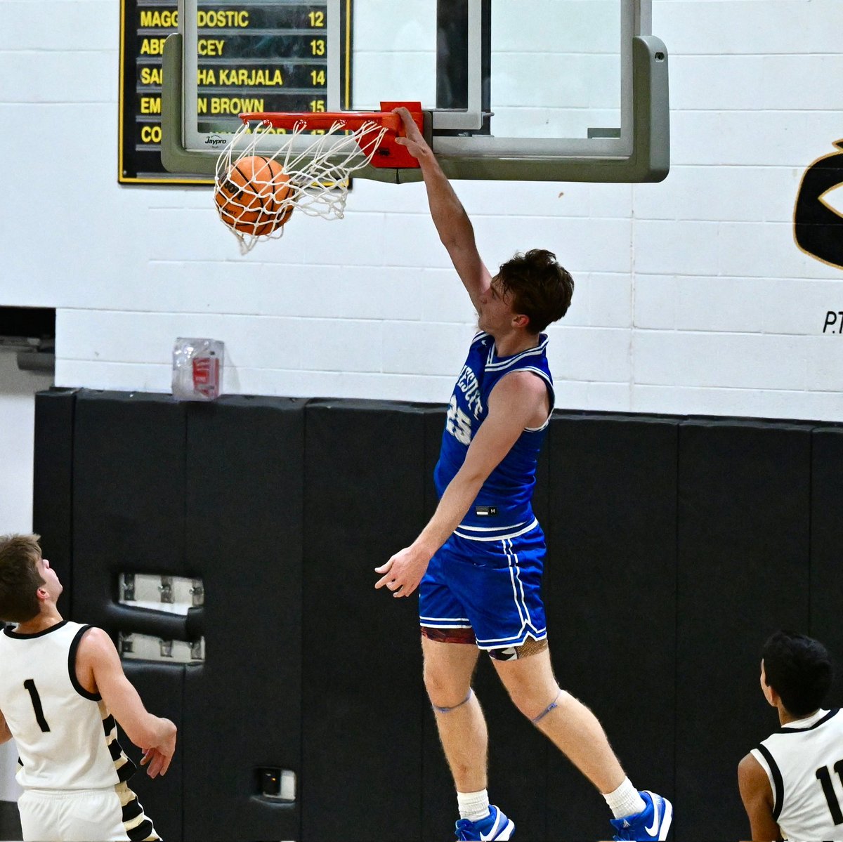 Jesuit captures the Battle of Himes Ave. tonight at Plant, defeating the Panthers 65-55!

Tyler Caouette led the Tigers (17-6) with 17 points, and Damien Ross had 11 of his 13 in the 2nd half.

<a href="/JesuitTampaFL/">Jesuit Tampa</a> <a href="/FloridaDunks/">FloridaHSBasketball</a> <a href="/Biggamebobby/">Bob Putnam</a> <a href="/prephoopsfl/">Prep Hoops Florida</a> <a href="/BigCountyPreps1/">BCP SPORTS</a>

#AMDG