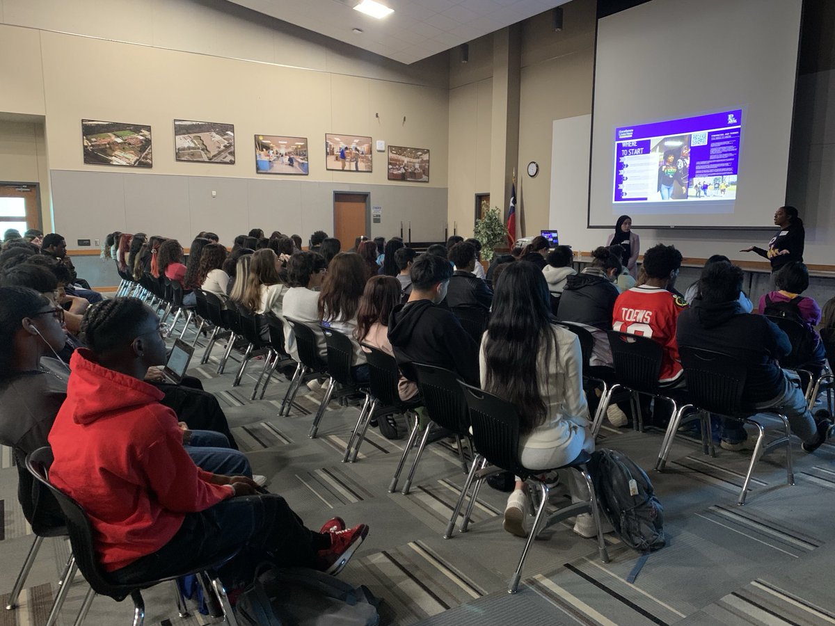 drmason3's tweet photo. Thank you to Prairie View A&amp;M University for coming to share Financial Aid Info to include FAFSA, Scholarships and Grants with CWHS Seniors ⁦@cwhs_springisd⁩ ⁦@DrAlfredJames⁩ ⁦@SpringISD⁩ https://t.co/XaqqdtmMan