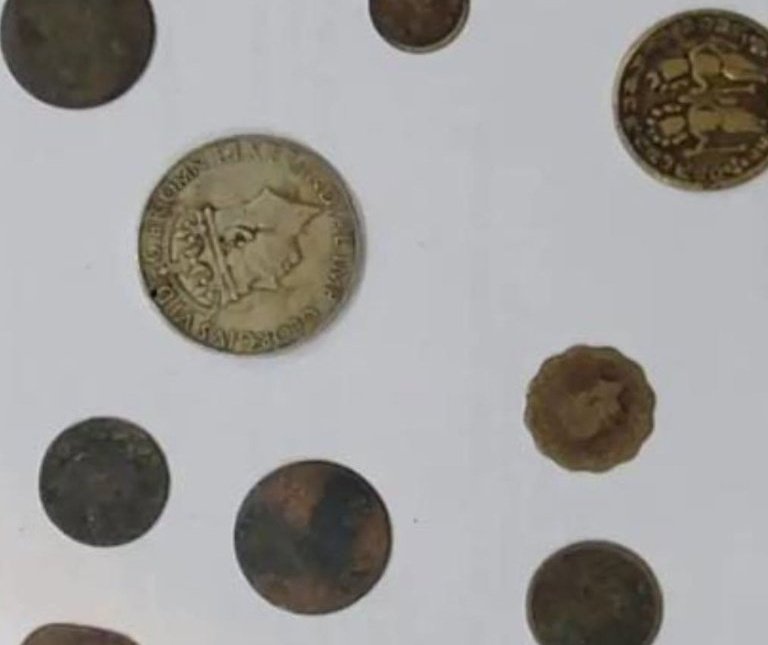 SHOCKING NEWS 🚨 MYSTERIOUS Coins inscribed with ‘Ram Lakshmana Janaki’ discovered in Sambhal.

The Invaluable coins are of 1200 AD, 1700 AD 😱

Secrets of Sambhal being revealed 🔥

87 'Deva Teerth' including 5 'Maha-Teerth' have been discovered so far.

In 87 Deva Teerth, there