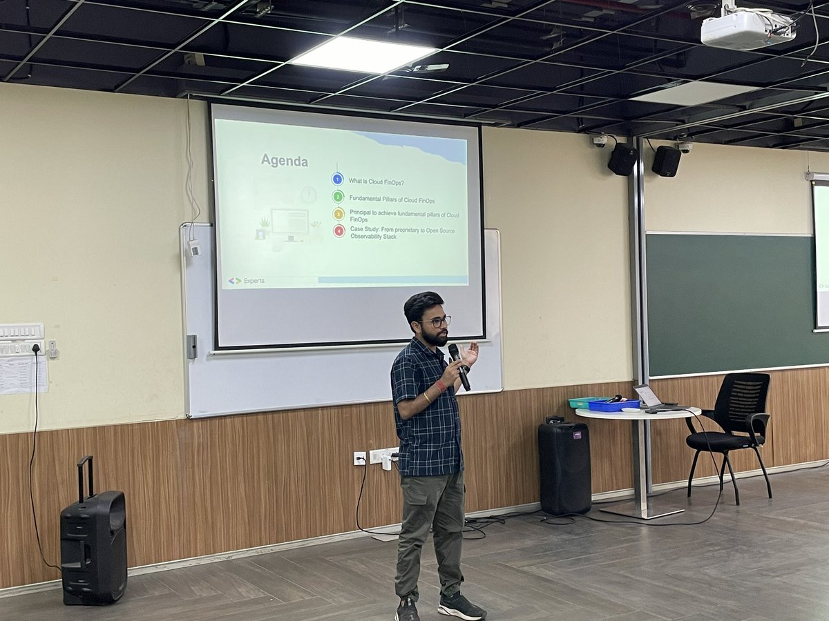 cncfthane's tweet image. Up next, @acloudpotato sharing his learning around Cloud FinOps and a case study on transitioning from proprietary to open-source solutions

#cncfthane #FinOps #TechMeetup