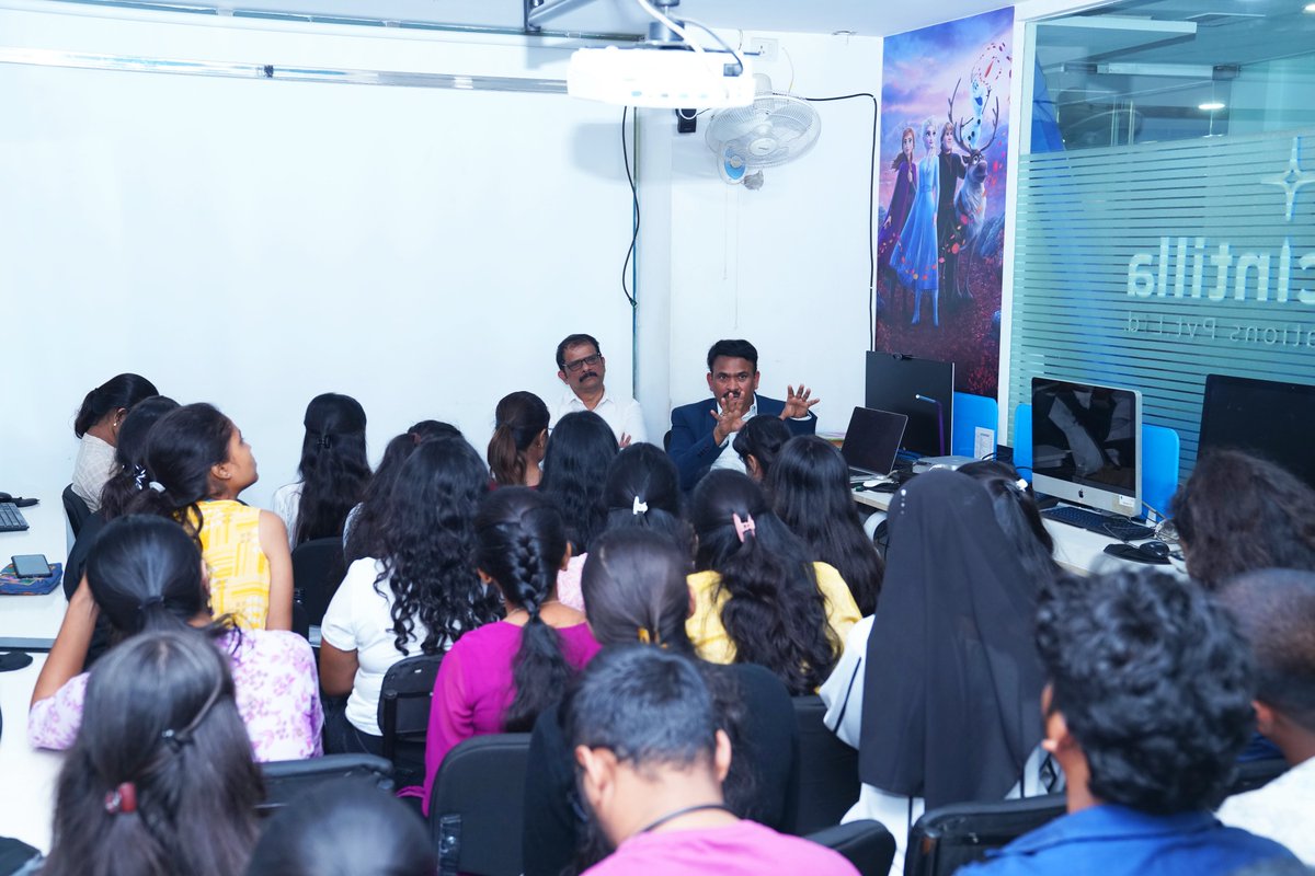 ScintillaAcadem's tweet image. #MOMENTOFTHEMONTH  
Proud to host JNTU students, for an exciting session on creative careers using digital video editing tools. Wishing them all the best in their careers ahead..

#videoeditingtools #videoediting  #CreativeTech #EditingMasterclass #classes #jntu #studentsuccess