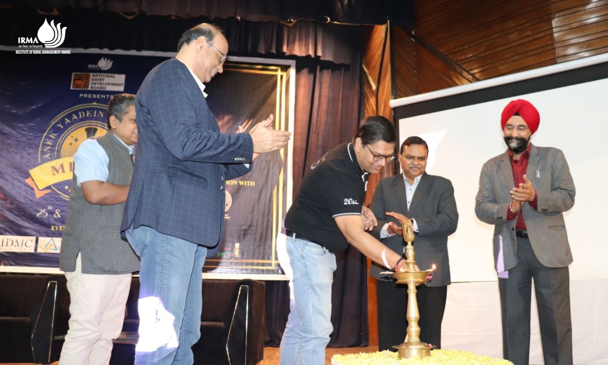 IRMAOfficial79's tweet photo. IRMA inaugurated its annual Alumni Meet ‘Milaap 2025’ today.
Dr. @ShahMeenesh, Chairman, IRMA and @NDDB_Coop, graced the inaugural ceremony as the Chief Guest, with Dr. @Rssamul, President, @IndianDairyAsso, gracing the event as the Guest of Honour. 
https://t.co/CdJTS3DuaA https://t.co/DZalJcVobl