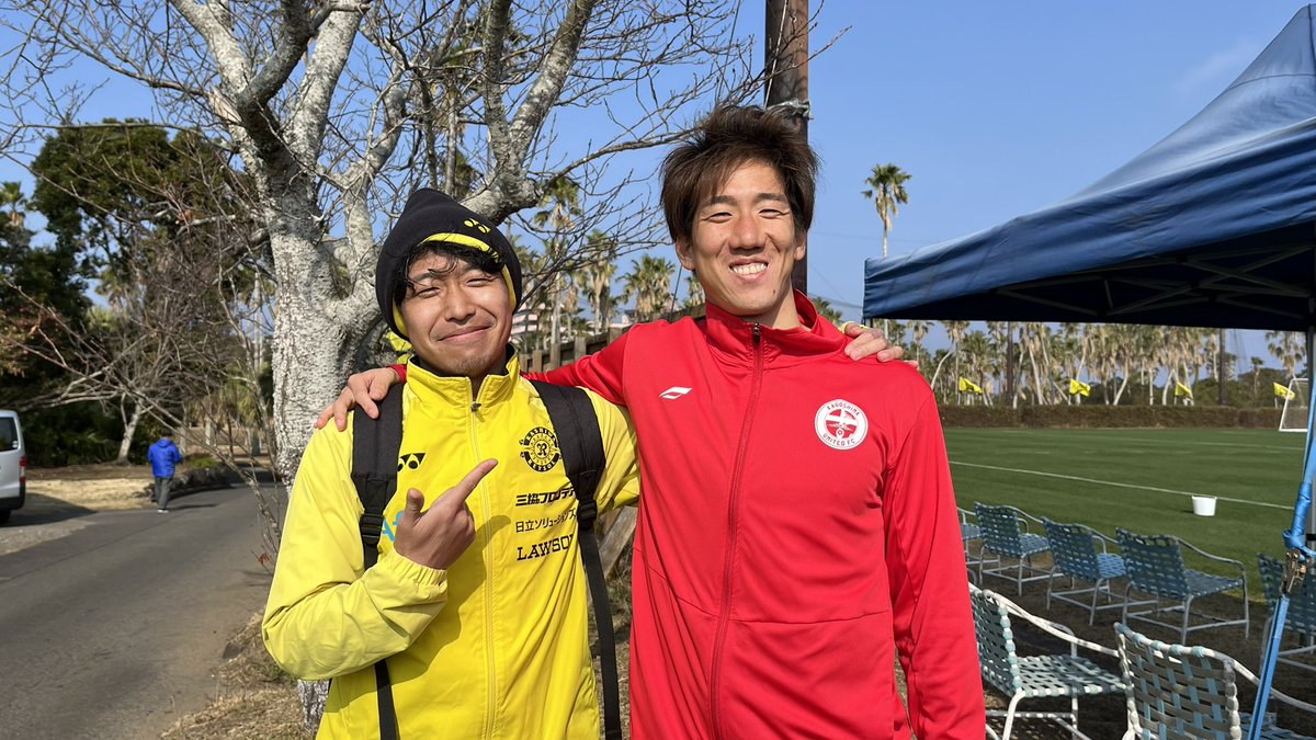 REYSOL_Official's tweet photo. 再会1️⃣

ヤマとハヤテ

#同じ2000年5月17日生まれのユース同期
#山田雄士 #杉井颯
#柏レイソル #鹿児島ユナイテッドFC https://t.co/O9VyZExvS4