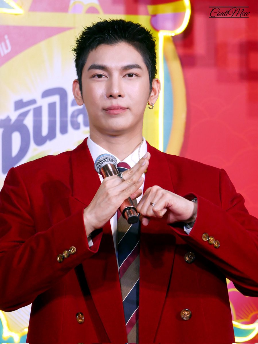 ContiMew's tweet photo. มิวมิว แดงปังปัง
MEW UNILEVER X MAKRO

@MSuppasit
#MewxMakroxบ้านสะอาดระดับเทพรับตรุษจีน2025
#MewSuppasit https://t.co/715gXr0lat