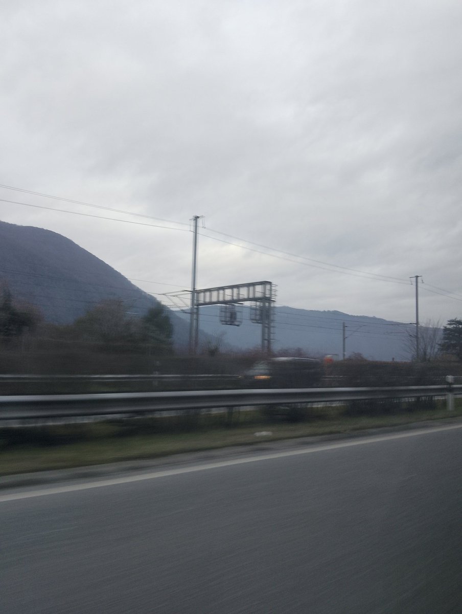 Chat I'm in Switzerland :3