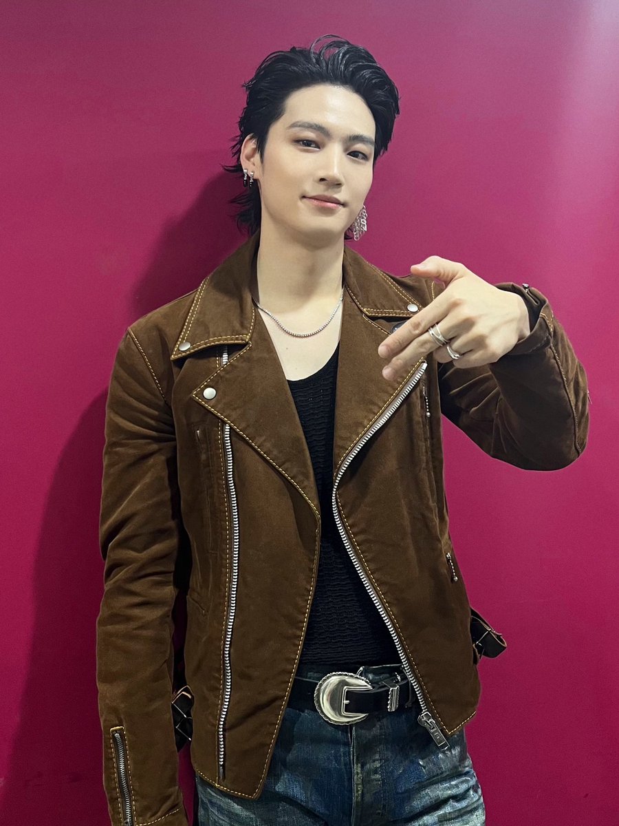 모브컴퍼니 (mauve company) tweet media