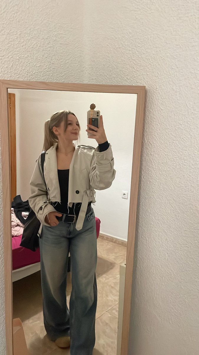 lorerodiina's tweet photo. de mi mes favoritooooo 🤧 https://t.co/l9JEVPoaJo