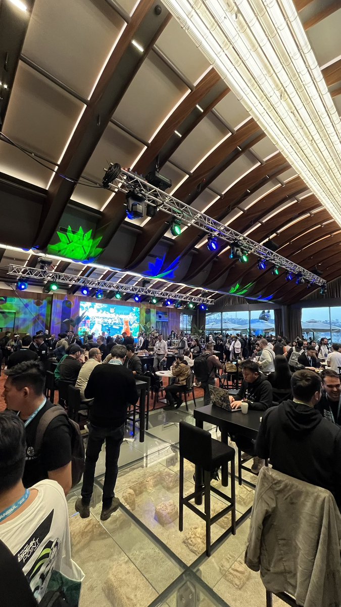 İbonline tweet media