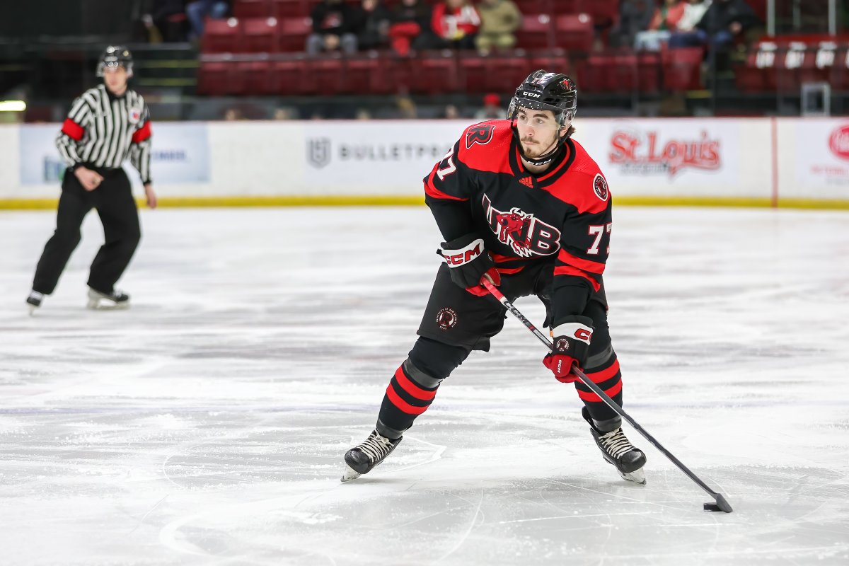 UNB REDS (@unbathletics) on Twitter photo MHKY: <a href="/UNBMHockey/">UNB Men’s Hockey</a> scores 🔟 in win over <a href="/DalTigers/">Dal Tigers</a>
bit.ly/3PLOg3A
Photos by <a href="/FHarrisphotos/">Fran Harris</a>
#goredsgo MHKY: <a href="/UNBMHockey/">UNB Men’s Hockey</a> scores 🔟 in win over <a href="/DalTigers/">Dal Tigers</a>
bit.ly/3PLOg3A
Photos by <a href="/FHarrisphotos/">Fran Harris</a>
#goredsgo