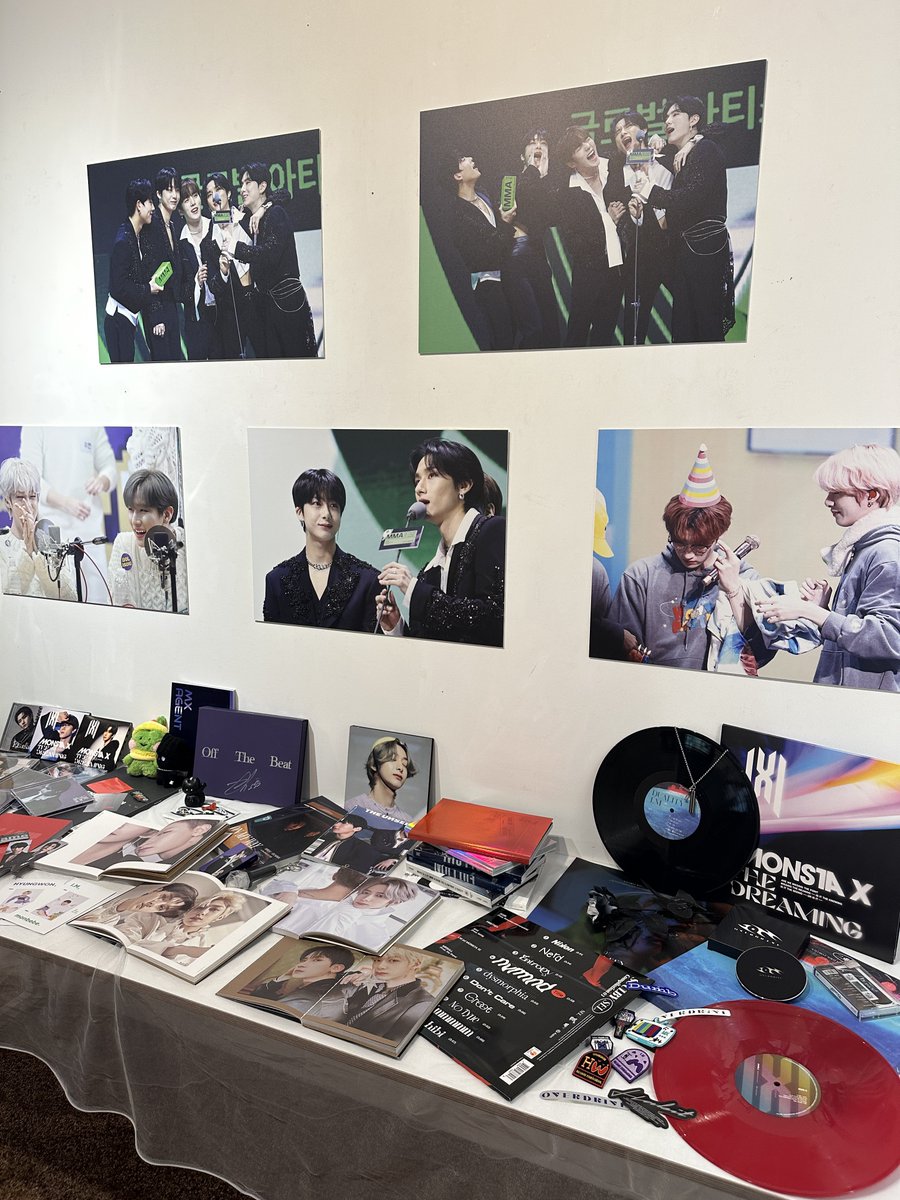 오늘도모넥이랑 tweet media