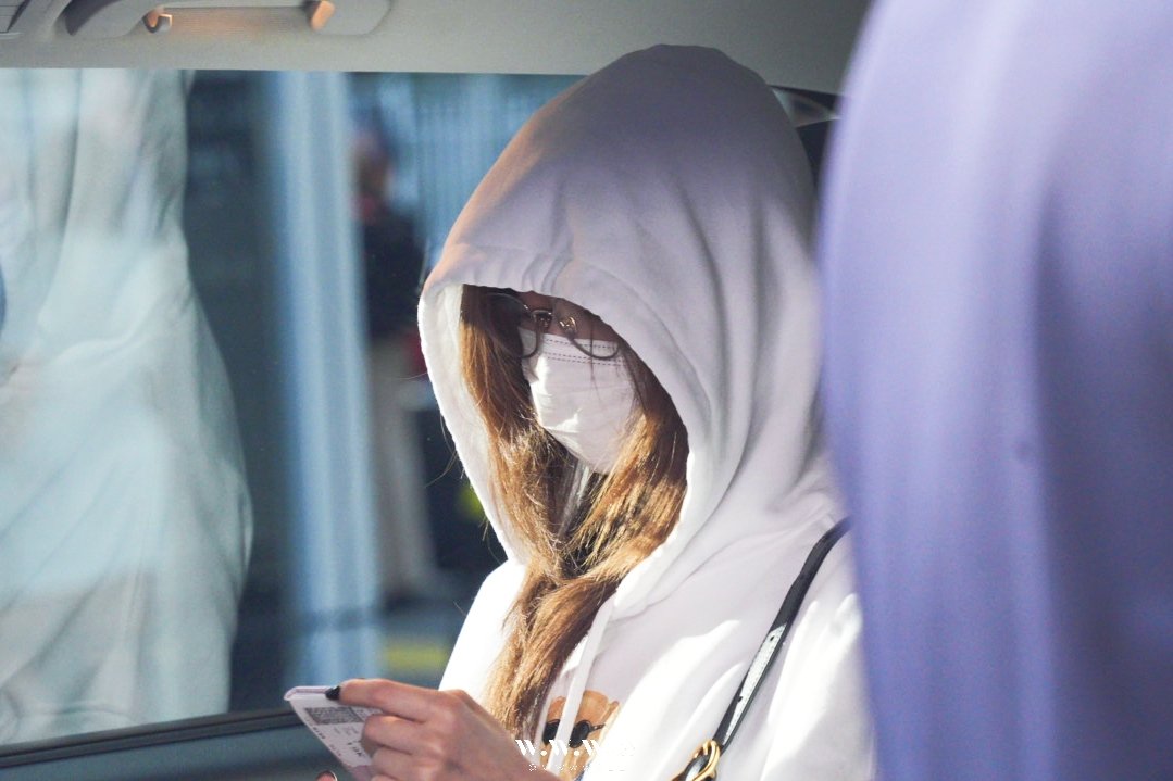 WWWWs__'s tweet photo. 250125 SANA at MEL

#트와이스 #TWICE #사나 #SANA https://t.co/zXkhBOZdtj
