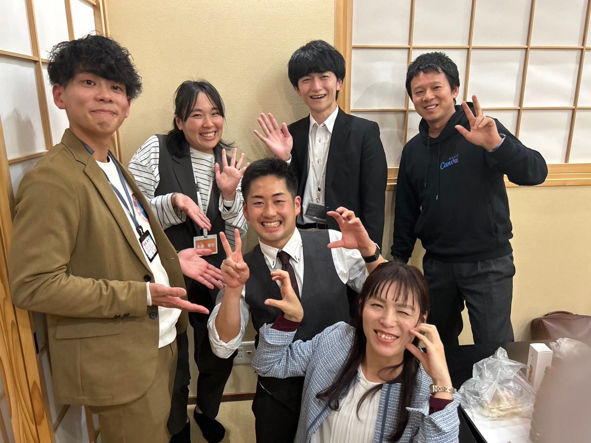 carp0222's tweet image. 大古小リーディングDXスクール事業公開授業・研究会
もう一言で「楽しかったーー!!」
2年間してきた取り組みをたくさんの先生に見ていただいて、提案性のある授業ばかりやっと言ってもらえた😄
まだまだこれからも頑張りたいなと思える日やった