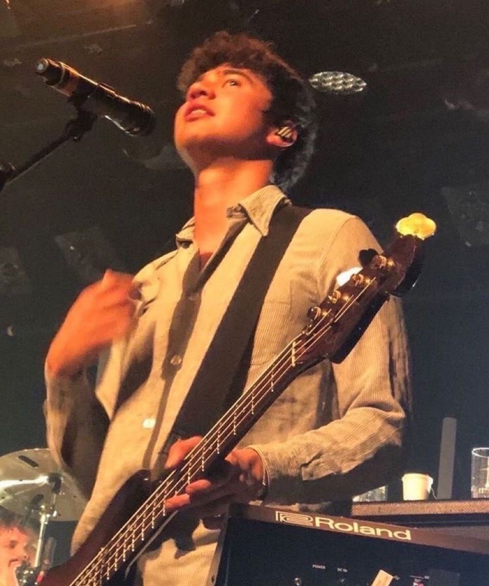SosCrave's tweet photo. Happy Birthday to Calum Hood! https://t.co/I7cU8ETfKL