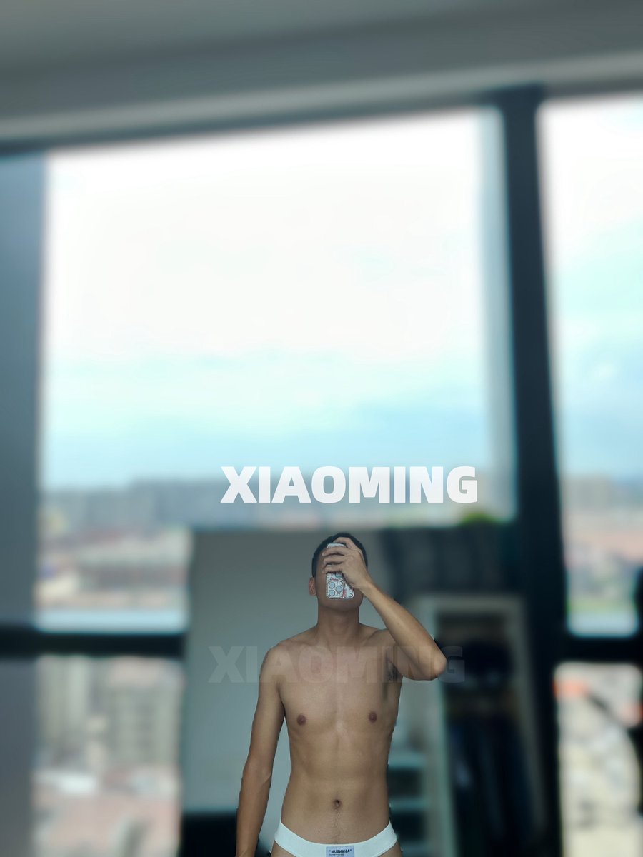 XIAOMING4266's tweet photo. 看看肌 https://t.co/339U41xxI0