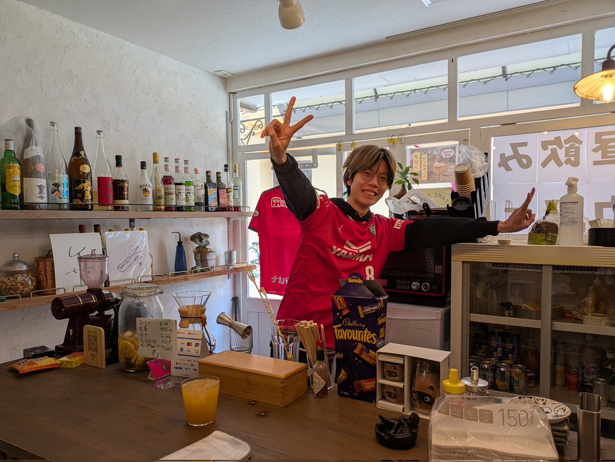 DreamNotyet's tweet image. あびこ山観音寺にお参りのあとは、古着＆カフェのお店 #RoundFace さん

古着分からないので😅スタジアムで観戦もされるお店の方とセレッソの話ができるのはありがたいです👀

2025.01.25

#セレッソ大阪 
#セレッソ大阪応援店舗
#サクラマンカイバル