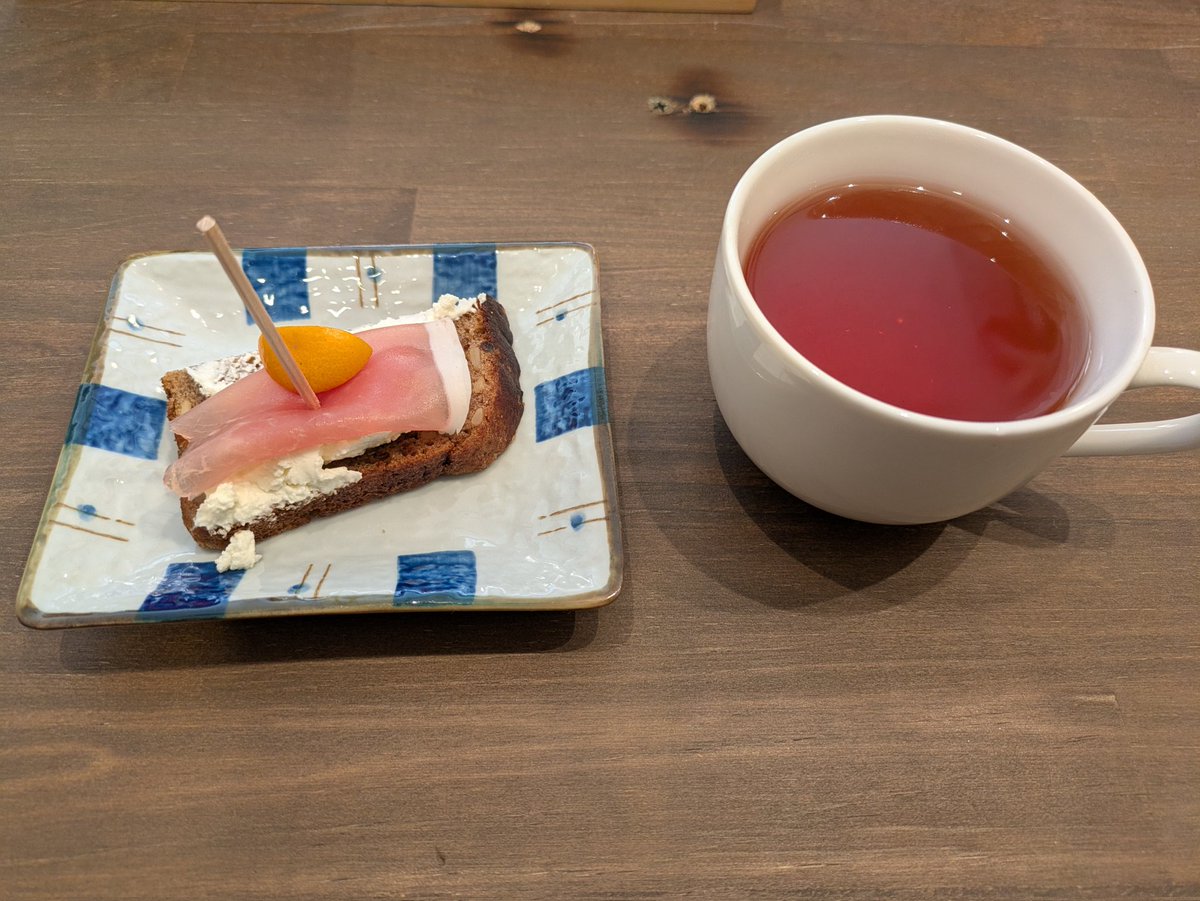 DreamNotyet's tweet image. あびこ山観音寺にお参りのあとは、古着＆カフェのお店 #RoundFace さん

古着分からないので😅スタジアムで観戦もされるお店の方とセレッソの話ができるのはありがたいです👀

2025.01.25

#セレッソ大阪 
#セレッソ大阪応援店舗
#サクラマンカイバル