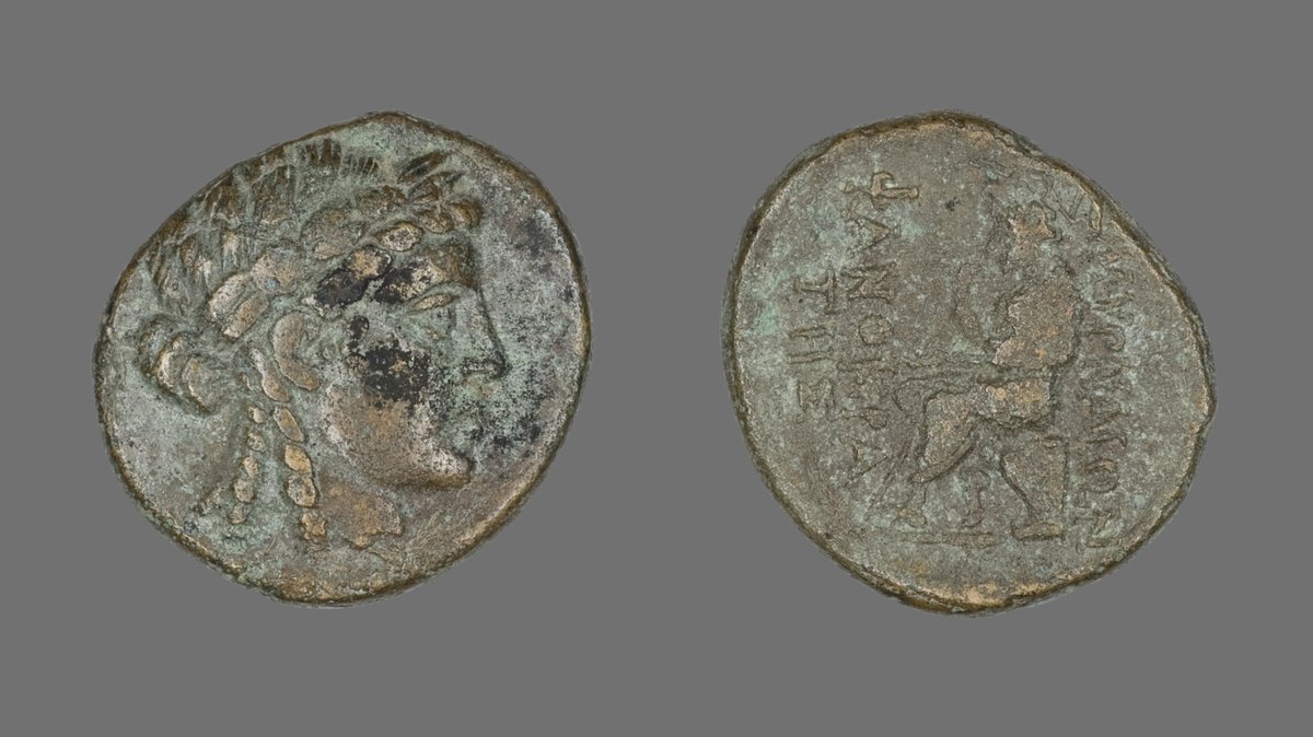 aic_ancient's tweet photo. Coin Depicting the God Apollo https://t.co/uS3Z4SQQL6 https://t.co/8Pyv4mdXsE