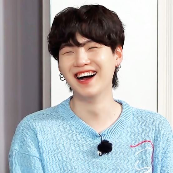 midasmeowgi's tweet image. the man                                            the hand