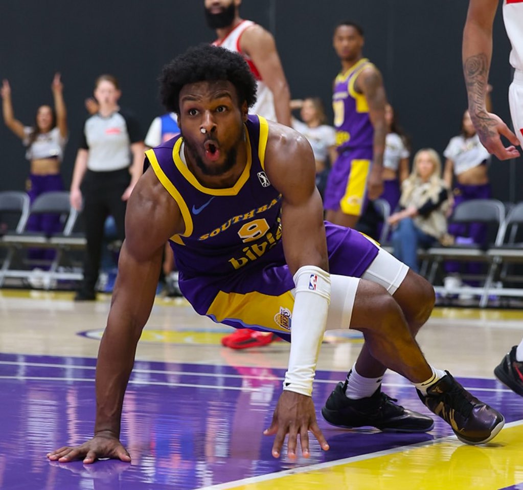 PolymarketHoops's tweet image. Bronny James GLeague season stats:

23 PPG • 6 RPG • 5 APG • 2 SPG

with 3.7 3PM on 45.8% 3PT