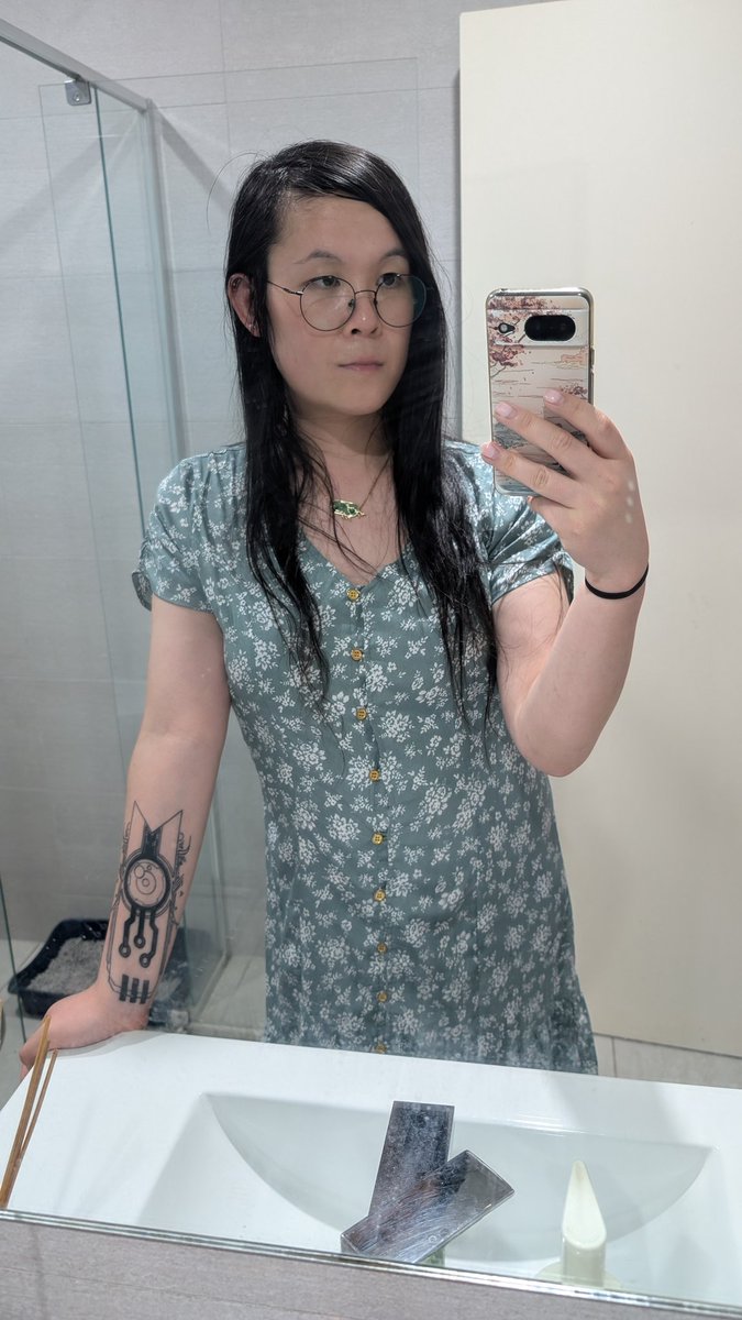 Jasmine('s boobs hurt) tweet media