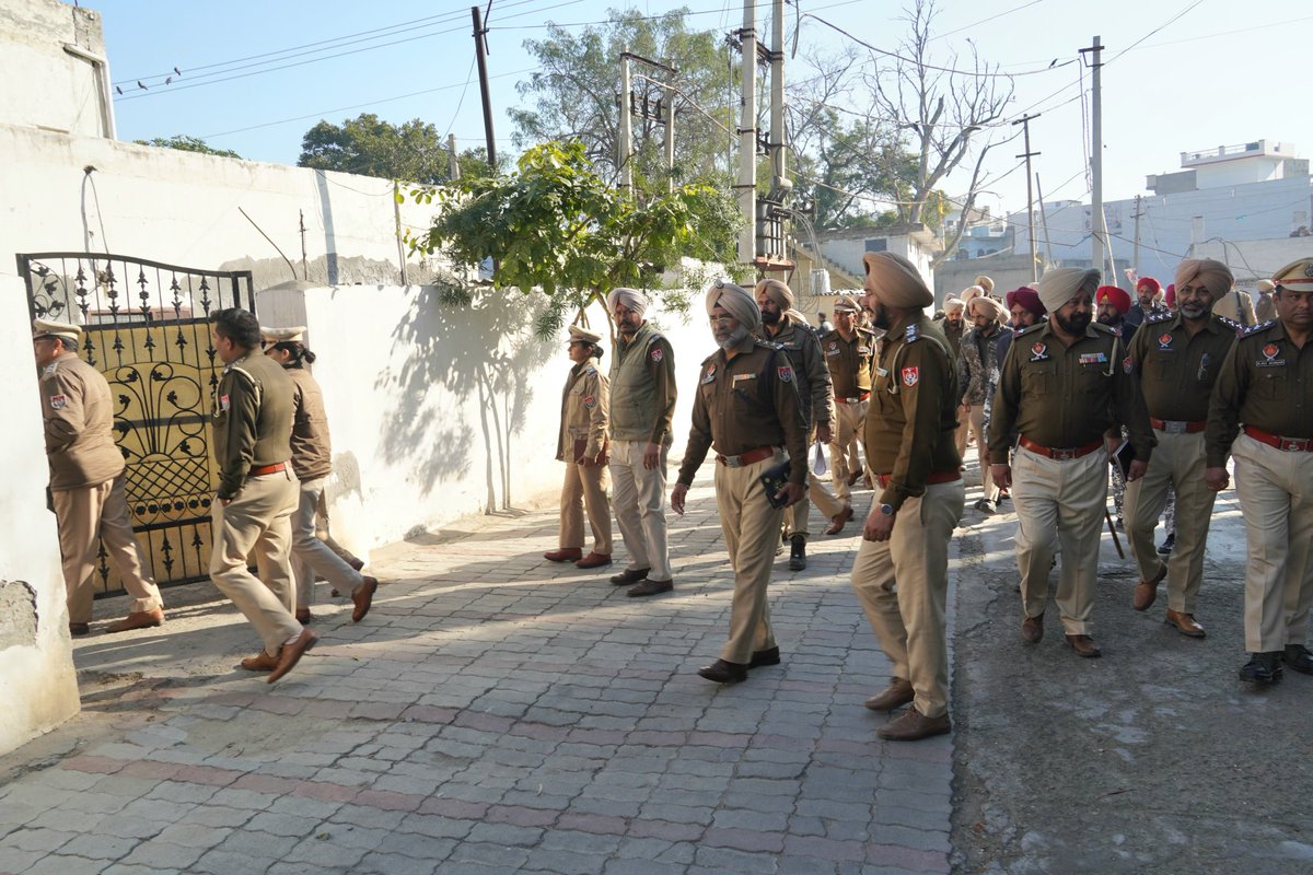 Ferozepurpolice's tweet photo. Celebrating #RepublicDay2025 with a commitment to safety and security! 🇮🇳 Ferozepur Police is conducting intensive CASO operations across the district to crack down on miscreants and uphold peace in our community.

ਫਿਰੋਜ਼ਪੁਰ ਪੁਲਿਸ ਸ਼ਰਾਰਤੀ ਅਨਸਰਾਂ 'ਤੇ ਸ਼ਿਕੰਜਾ ਕੱਸਣ ਅਤੇ ਸਾਡੇ ਭਾਈਚਾਰੇ ਵਿੱਚ ਸ਼ਾਂਤੀ ਬਣਾਈ ਰੱਖਣ ਲਈ ਜ਼ਿਲ੍ਹੇ ਭਰ ਵਿੱਚ ਤੀਬਰ CASO ਕਾਰਵਾਈਆਂ ਚਲਾ ਰਹੀ ਹੈ।

#ActionAgainstCrime
#PP24X7"