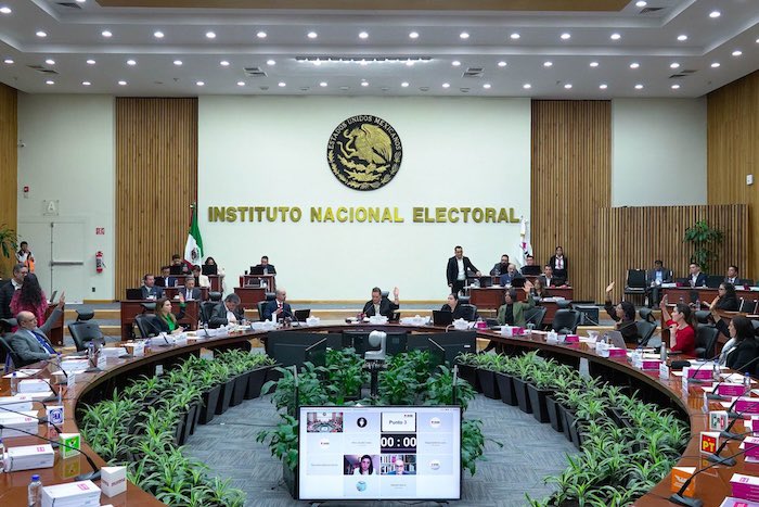 Mapaches quieren subsidio

Hasta el viernes 24 de enero suman 33 organizaciones que han manifestado al INE su voluntad de constituirse como partidos políticos. Varios son liderados por “mapaches” que buscan beneficiarse de un subsidio. ¿Quiénes están en la lista? Abrimos hilo🧵