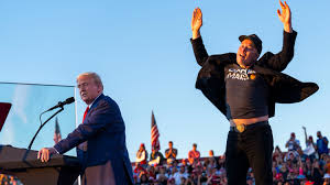 LogansTwoSense's tweet photo. This will live rent free in my head for years to come! 

“When Elon Musk came to the White House…I could have said, ‘drop to your knees and beg,’ and he would have done it.”

- Donald Trump, July 2022 https://t.co/uEd7PrdVcA