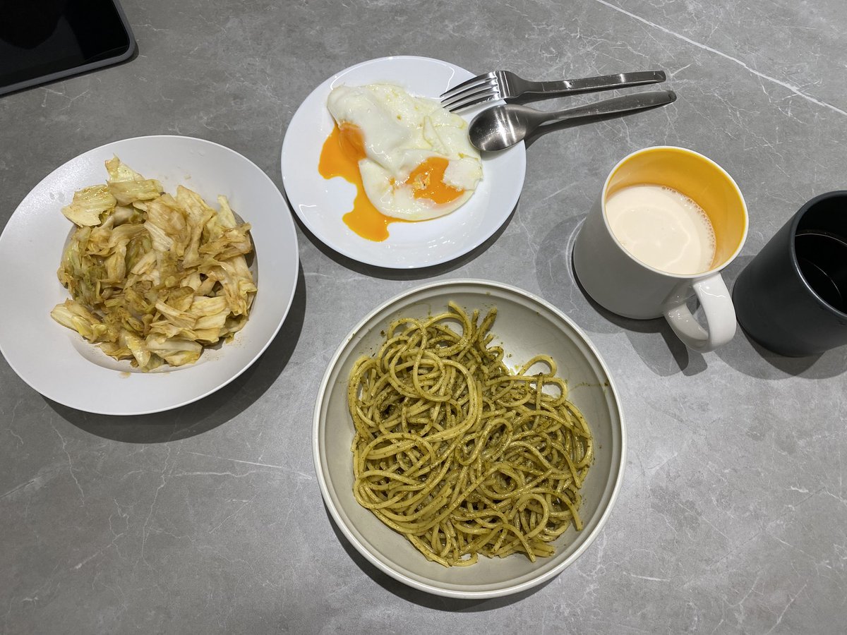 自己做的青醬義大利麵🍝