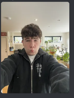 FisH🐟 tweet media