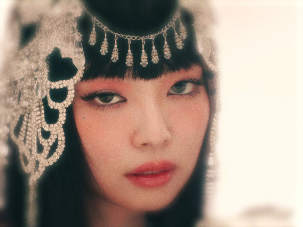 rubyjanedits's tweet photo. ⠀๋࣭ ⭑ ZEN BY JENNIE 𖹭 https://t.co/eZS2FS4BI9