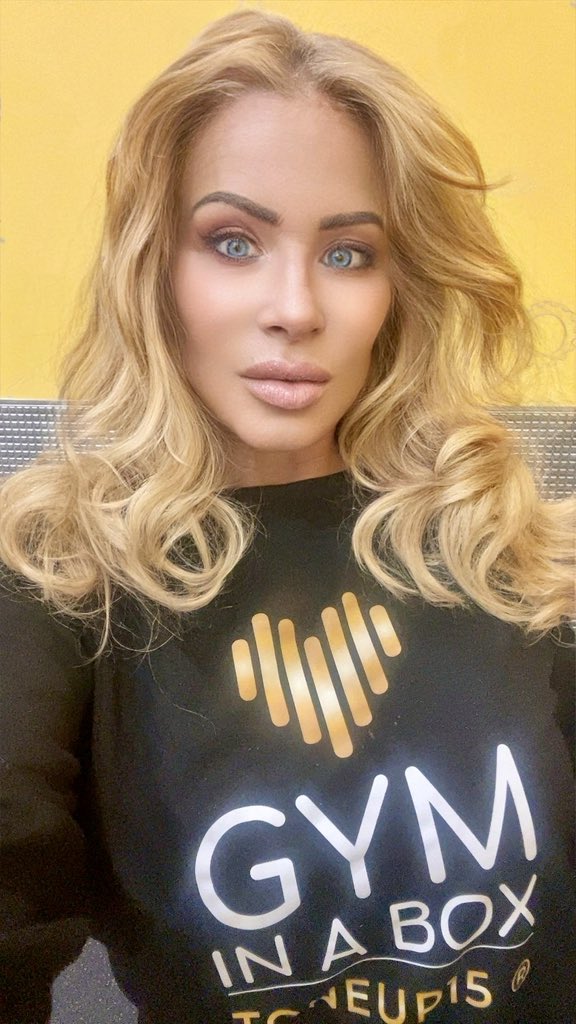nikacristiani's tweet photo. Happy Weekend 😘 NIKA & @gyminaboxla
Read a good book, get in a workout, relax, get a massage, a facial, I got all of that for you 😍
👉 https://t.co/ORLFiK8ehn
#onestopshop #gyminabox #wellnessday https://t.co/18uIFO3l74