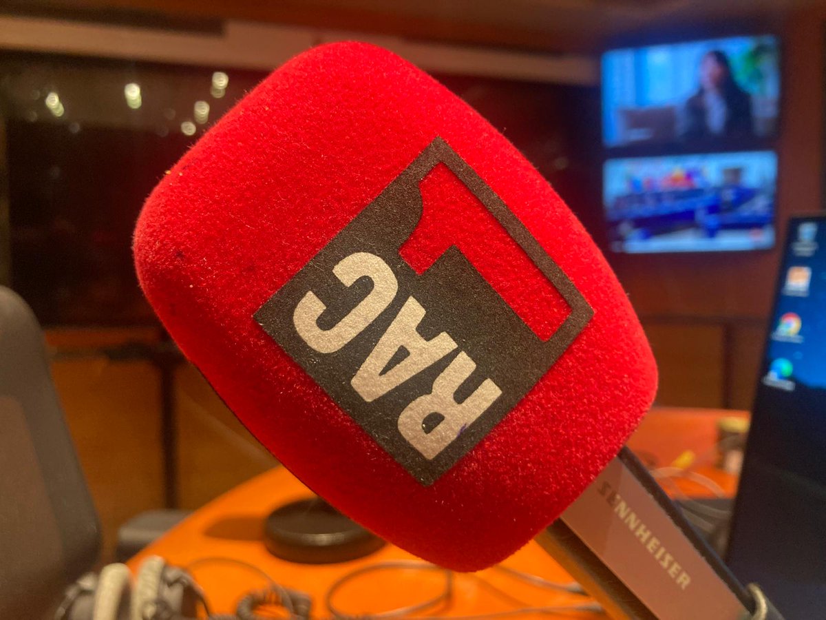 vialliure's tweet photo. ⏰ Bon dia a tothom! Són les 7 del matí del 25 de gener del 2025, últim dissabte del mes.

📰 Com sempre, comencem donant una ullada als titulars del dia.

👋 Sigueu benvingudes i benvinguts al territori del cap de setmana!

▶️📻 https://t.co/jIMz4Nib1e https://t.co/hkSt9ImabS