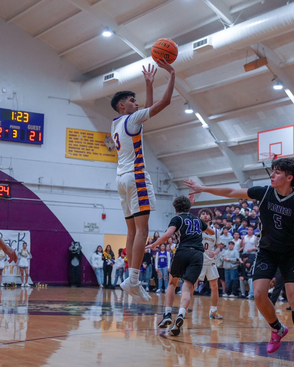 Livingston High tweet media