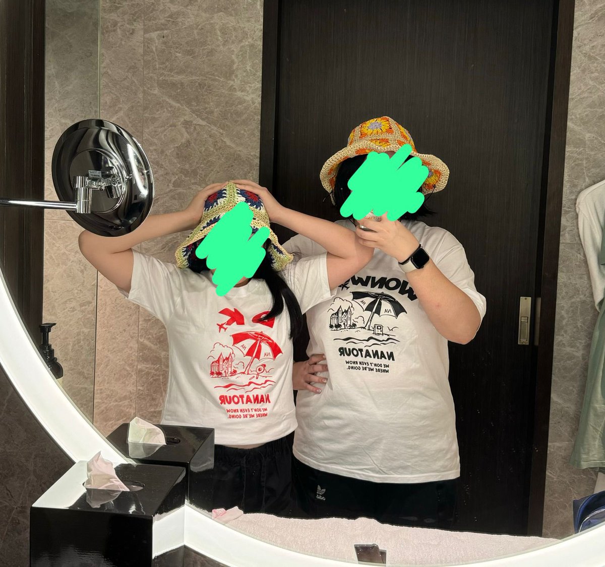 figurethingzout's tweet photo. SALUTE 🥂 We’re on our way to the stadium and can’t wait to share some freebies! See you guys there 🤗 https://t.co/9OztnDOZsU