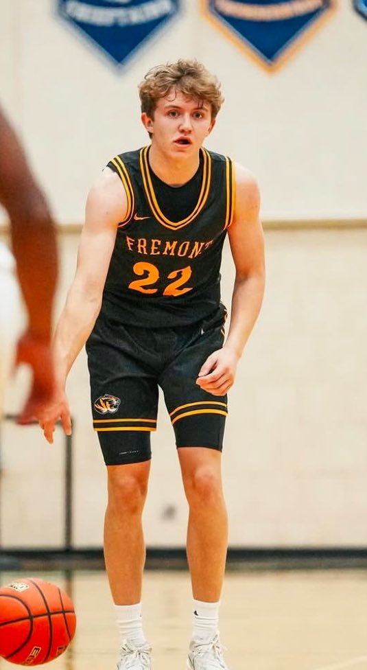 Icy in his veins <a href="/zach_keaton/">Zach Keaton</a> <a href="/LSWBarstool/">Barstool(GIRL SOCCER CHAMPS)HAWKS</a>