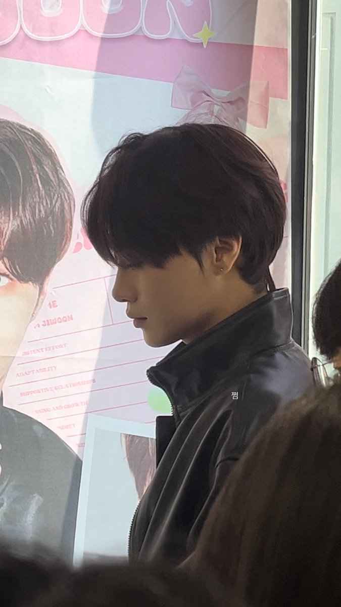 옆태미남 ㅜㅜㅜㅜㅜㅜ

#프로젝트7 #남지운 #NAMJIWOON